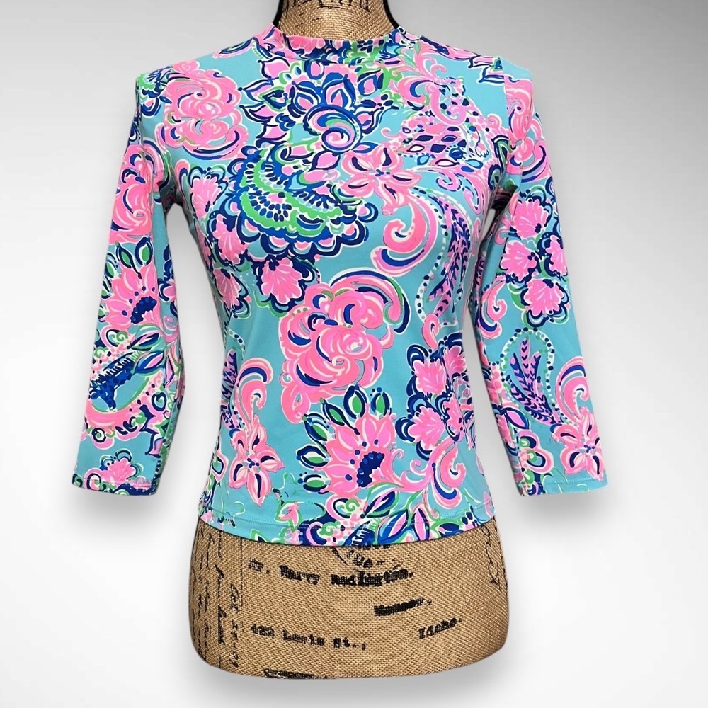 LILLY PULITZER Girls Bobby Long Sleeve Rashguard Top Blue Horizon Jungle Sunrise